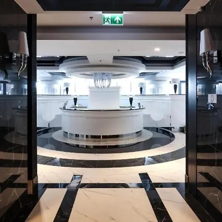 Hanza Tower Lux 5 Pool Jacuzzi Sauna Stettino