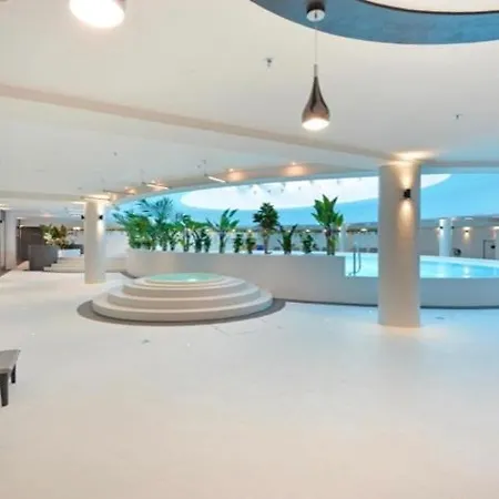 Appartamento Hanza Tower Lux 5 Pool Jacuzzi Sauna Stettino