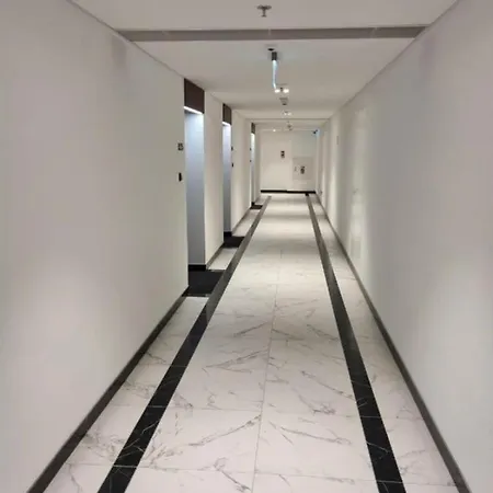 Hanza Tower Lux 5 Pool Jacuzzi Sauna Appartamento *