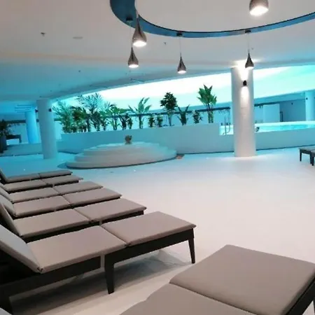 Hanza Tower Lux 5 Pool Jacuzzi Sauna Stettino